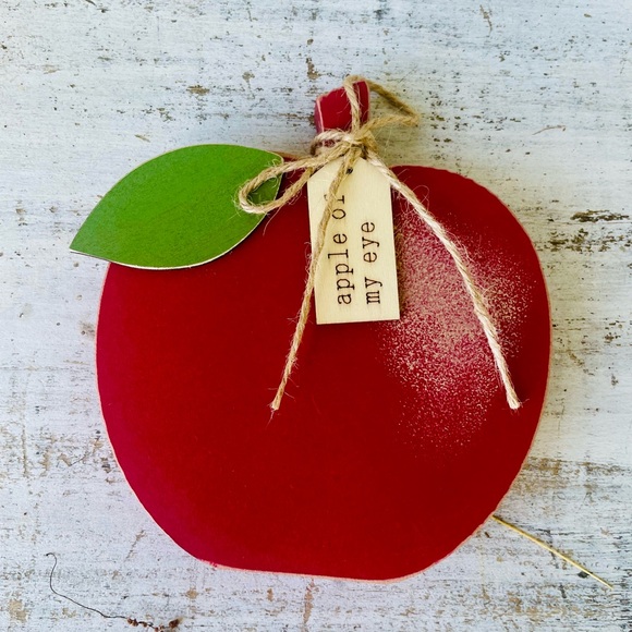 *Apple of My Eye Wooden Apple Shelf Sitter - Picture 6 of 13